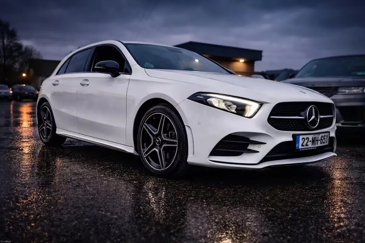 222 MERCEDES A250 AMG LINE PREMIUM NIGHT ED - Image 1