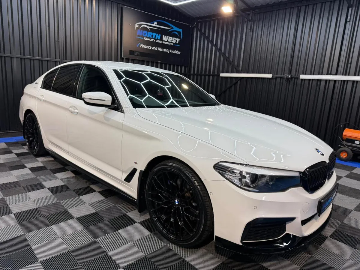BMW 5-Series M Sport Hybrid 2018 - Image 1