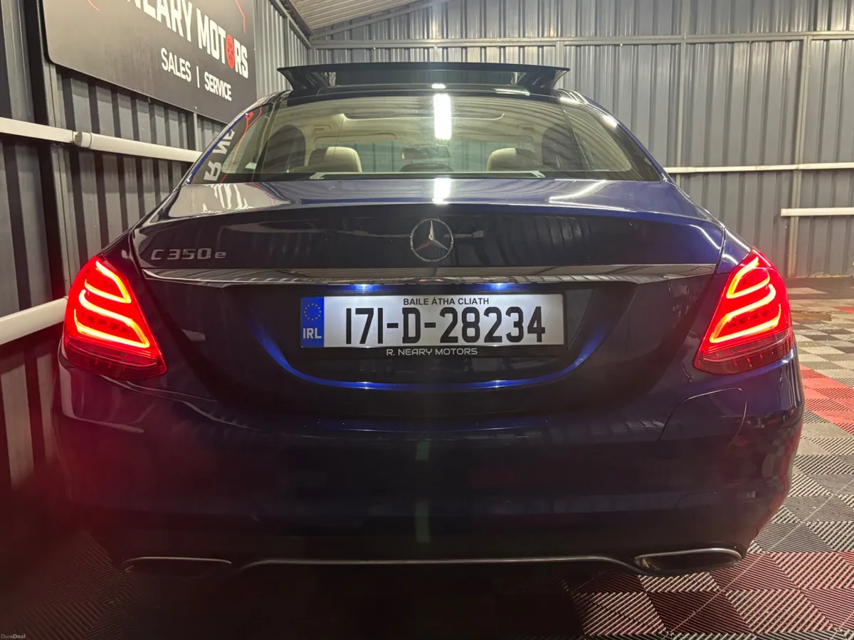 2017 Mercedes-Benz C-Class C350e Sport - Image 6