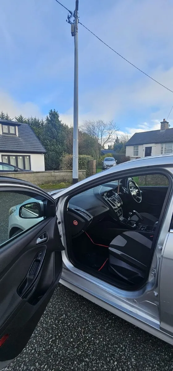 Ford Focus 2014 - Image 3