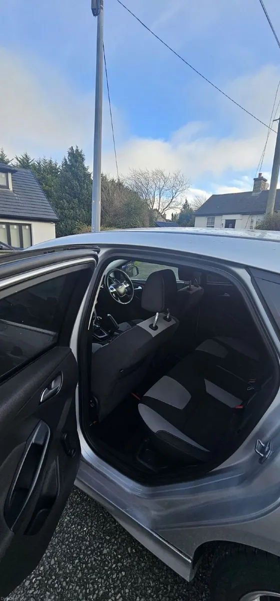 Ford Focus 2014 - Image 4