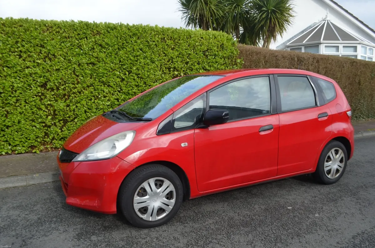 Honda Jazz 2011 - Image 2