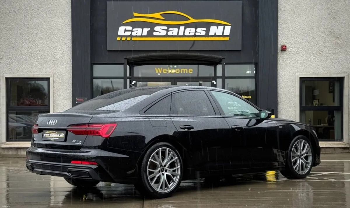 2.0 TDI 40 Black Edition Saloon 4dr Diesel S Troni - Image 4