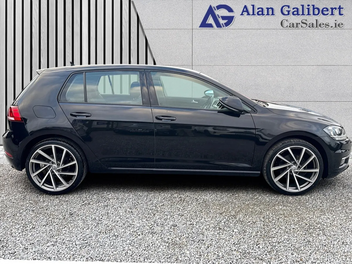 Volkswagen Golf COMFORTLINE 1.6 TDI Sport - Image 3