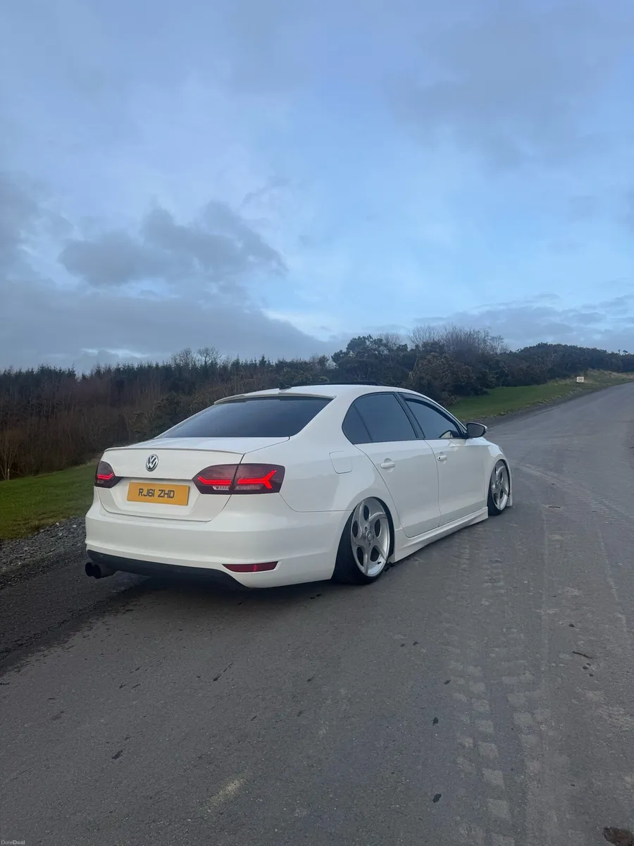 Bagged sunroof Jetta - Image 2