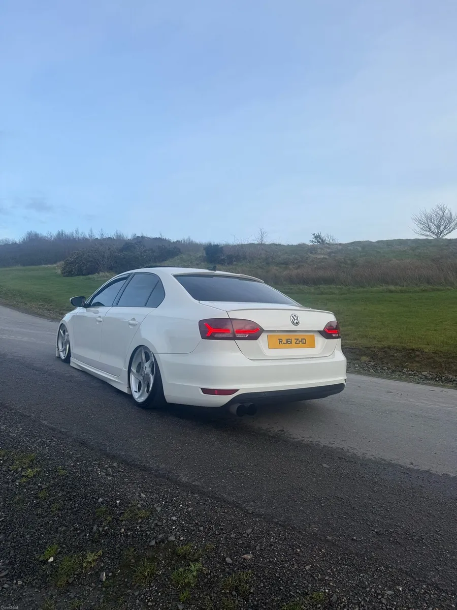 Bagged sunroof Jetta - Image 4