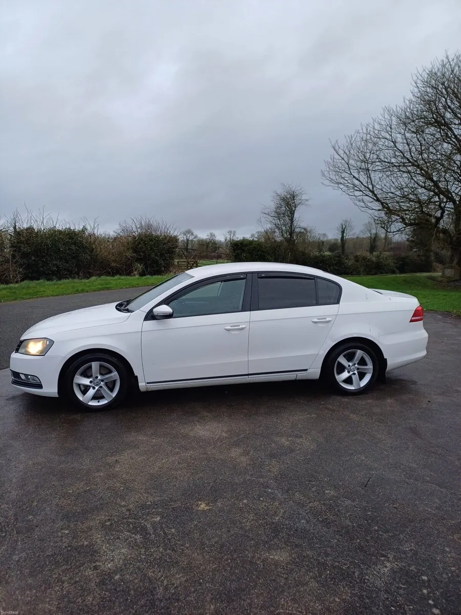 Volkswagen Passat 2 liter tdi 140 bhp - Image 4