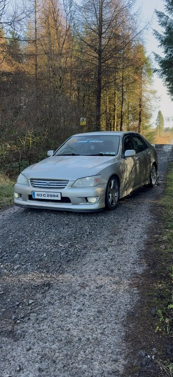 Lexus is200 - Image 2