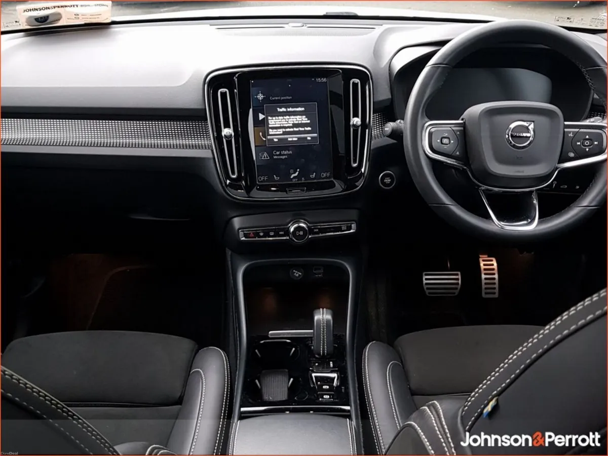 Volvo XC40 T4 197bhp PHEV R-Design - Two Year Volv - Image 2