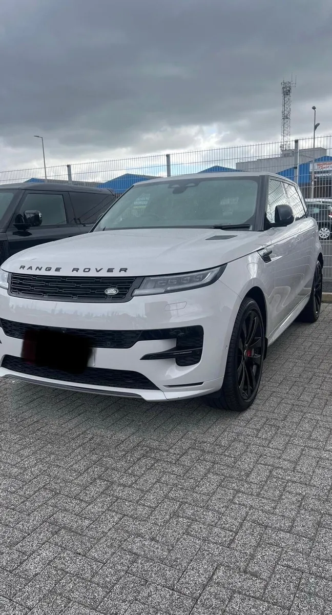 Land Rover Range Rover 2024 - Image 4