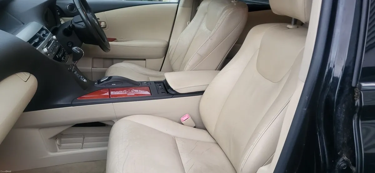 Lexus RX 2011 - Image 2