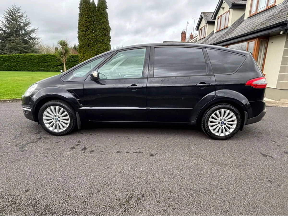 Ford S-Max ZETEC 140PS 4DR - Image 6