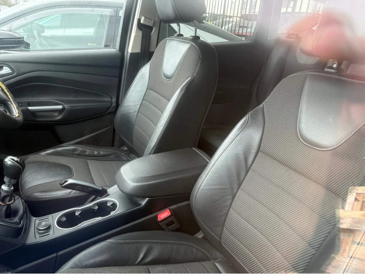 Ford Kuga C520 TITANIUM 2.0 TD 120 S6 M6 F 5DR FWD - Image 3