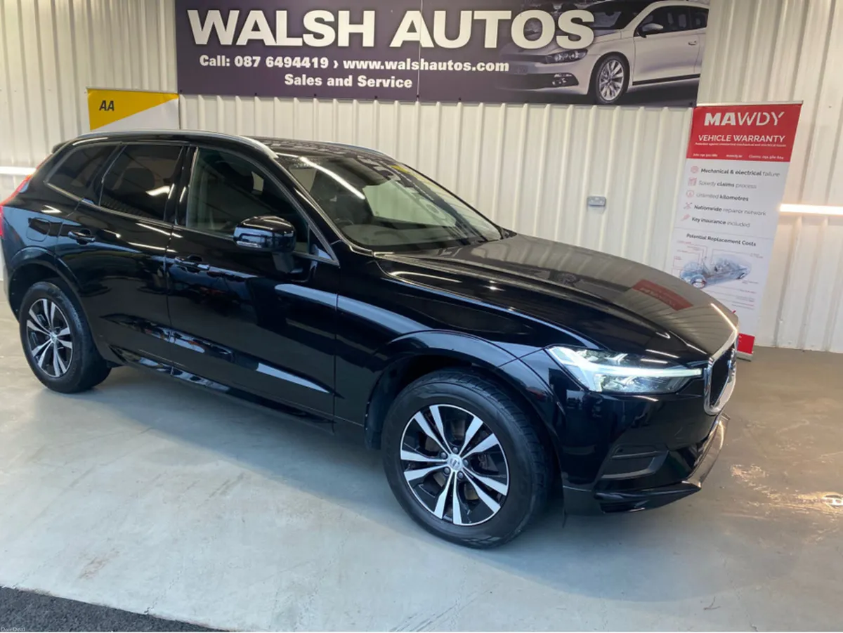 Volvo XC60 B4 MOMENTUM 5DR AUTO - Image 2