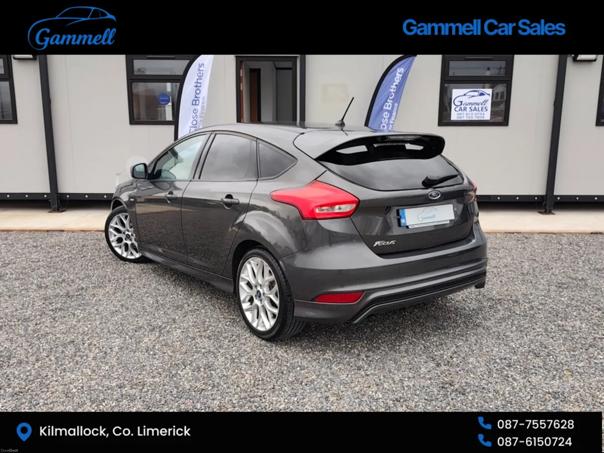 Ford Focus VERY LOW MILES ST-LINE TDCI - Image 4
