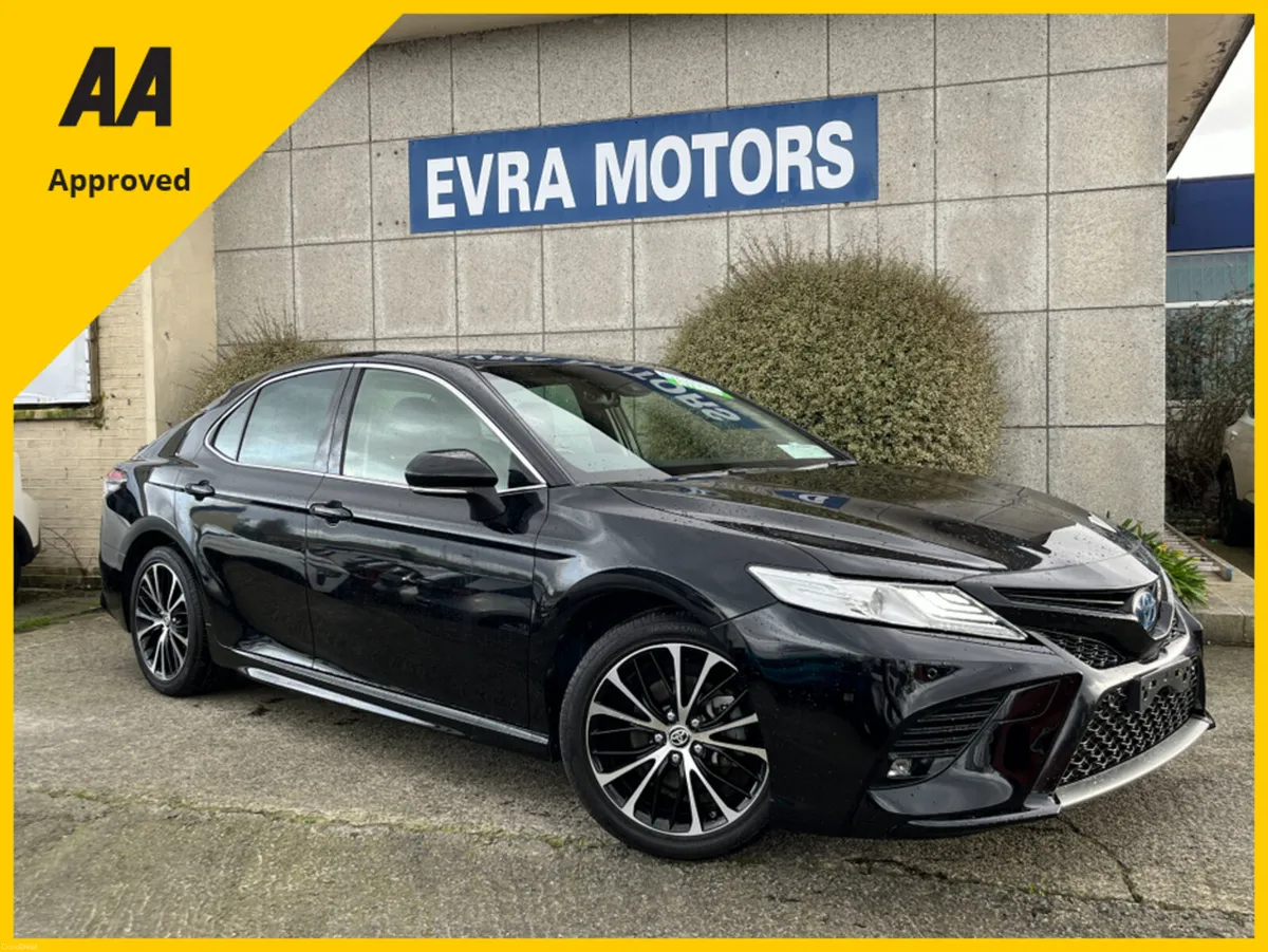 Toyota Camry WS AUTOMATIC HYBRID 2.5 PETROL //HEAD - Image 1