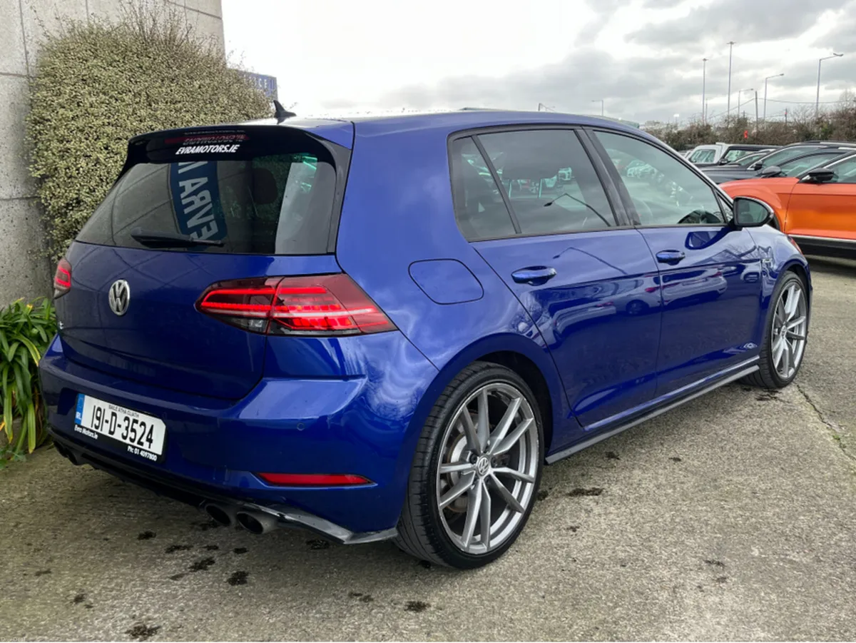 Volkswagen Golf GOLF R 4MOTION 300BHP AUTOMATIC 2. - Image 4