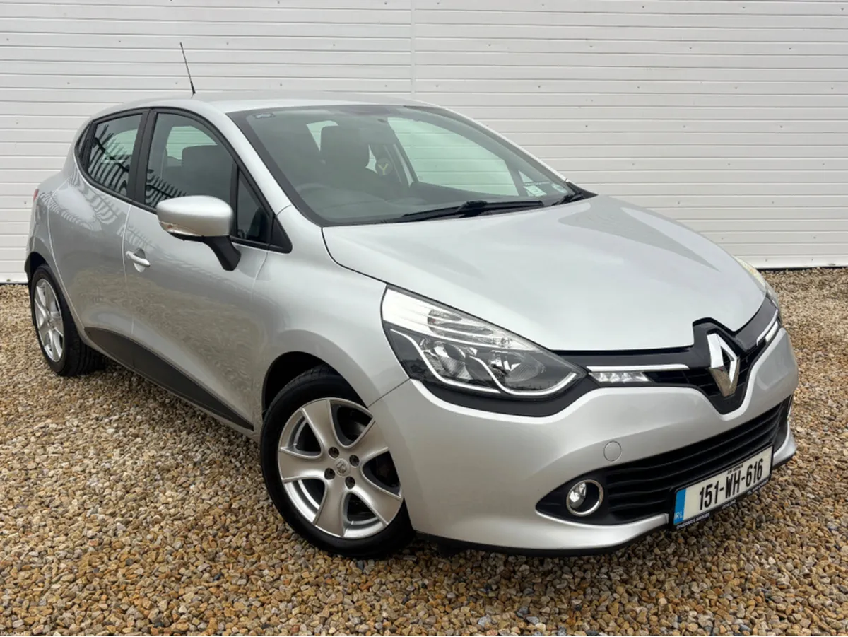 Renault Clio IV DYNAMIQUE 1.2 PET 7 4DR PETROL - Image 1