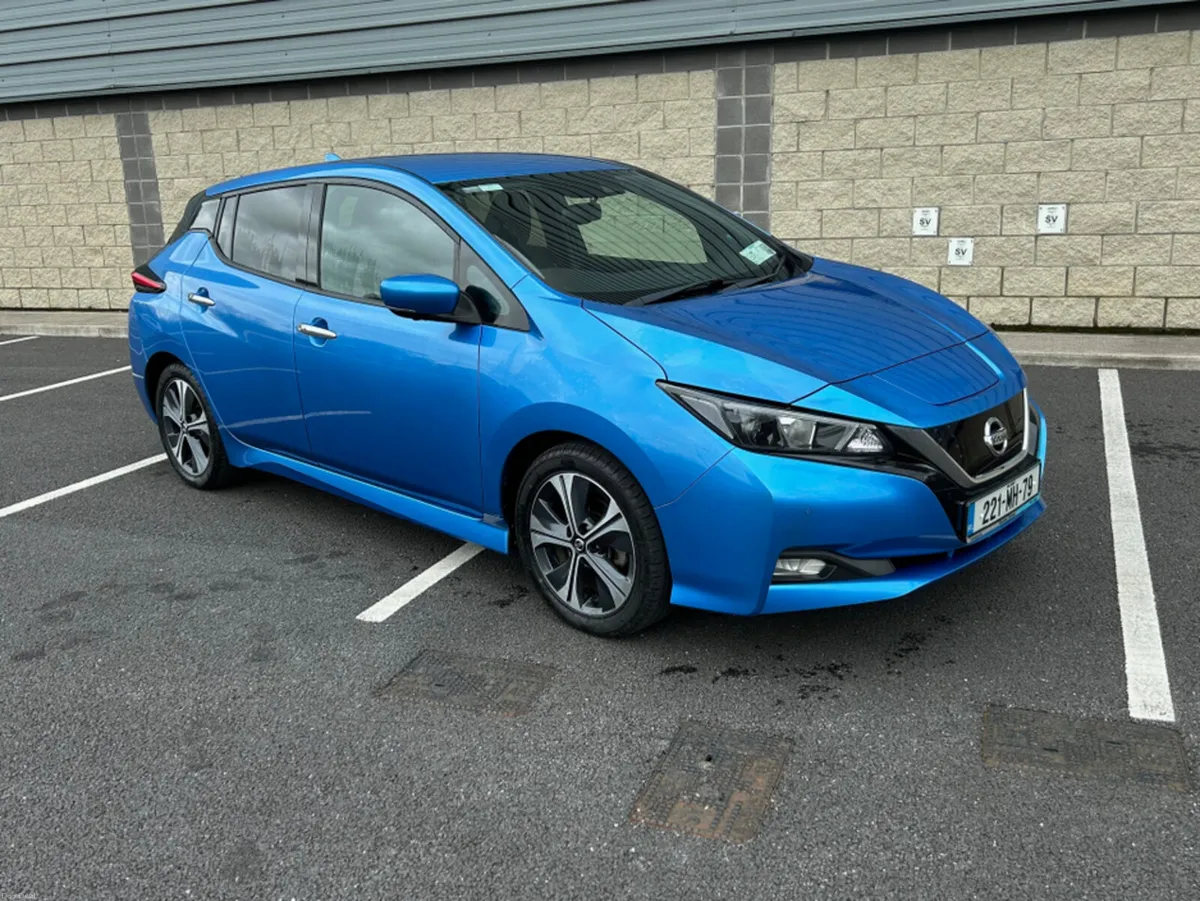 Nissan Leaf 40KW EV SV PREMIUM - Image 4