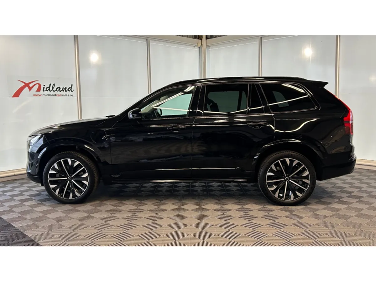 Volvo XC90 + T8 PHEV PLUS*PAN ROOF* - Image 2