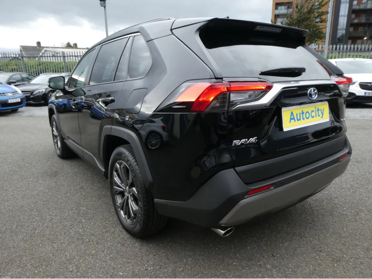 Toyota RAV4 1 OWNER IRISH CAR HYBRID SOL 4DR AUTO - Image 6