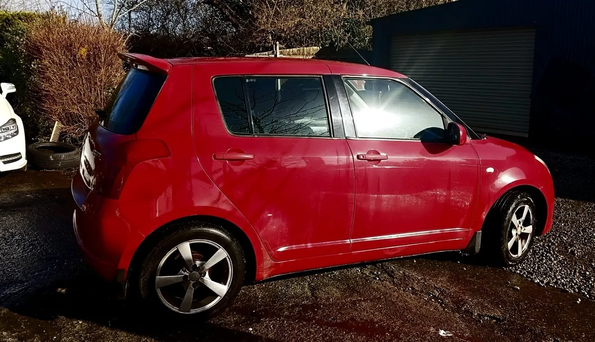 Suzuki Swift 1328cc - Image 2