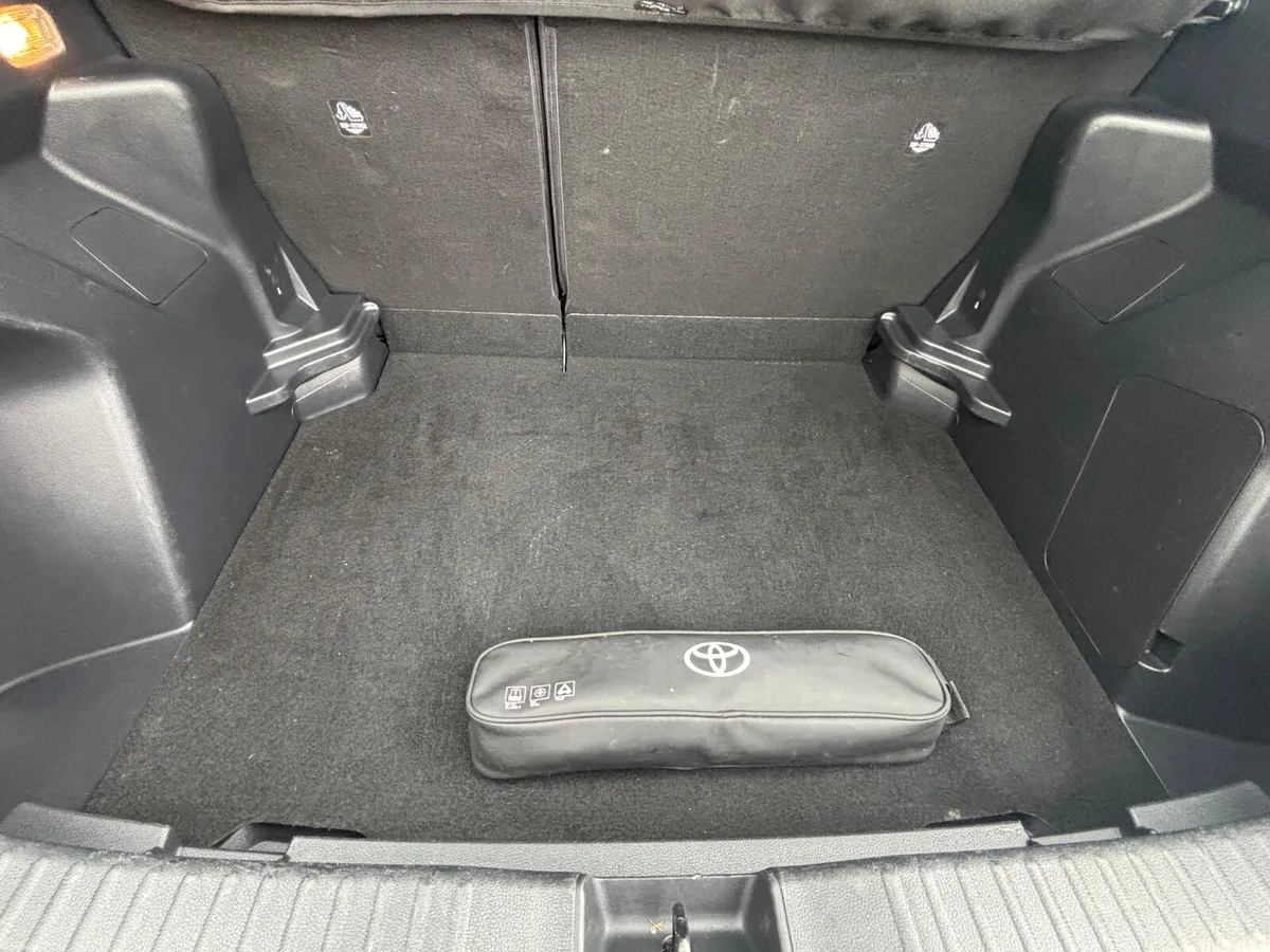 Toyota Yaris Cross 2023 - Image 3