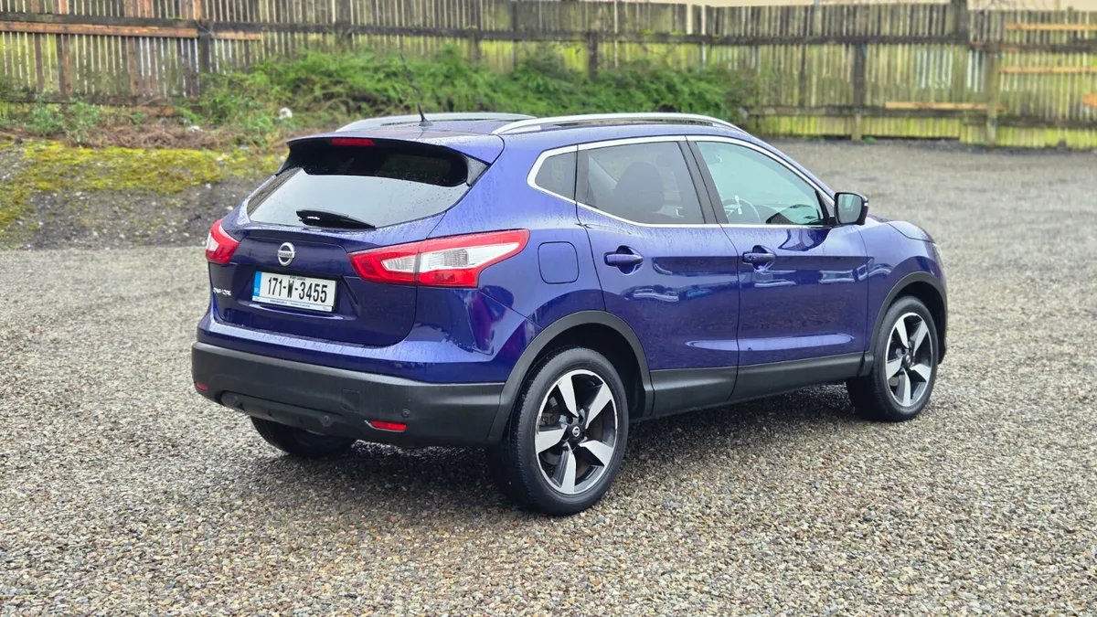 Nissan Qashqai 2017 High Spec N-Connecta Model - Image 4