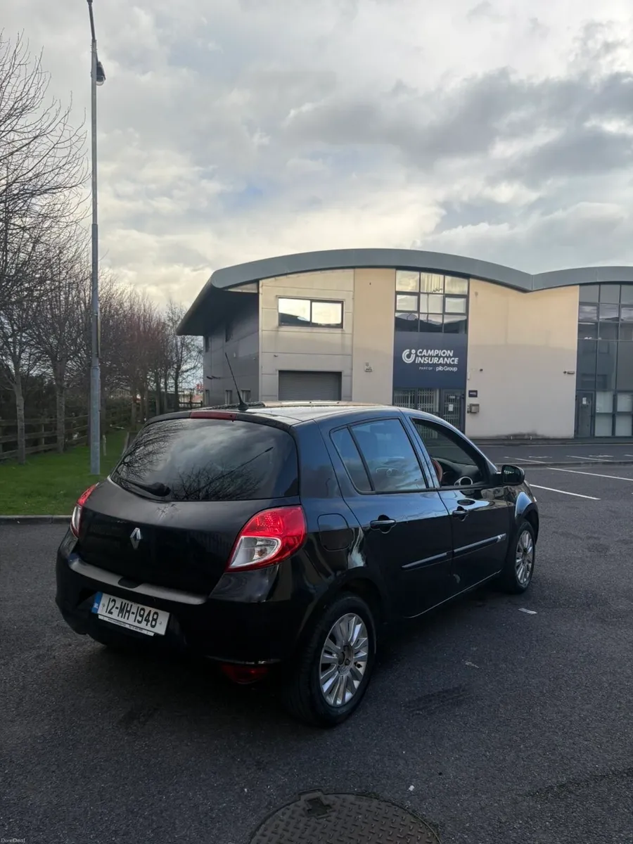 Renault Clio - Image 3