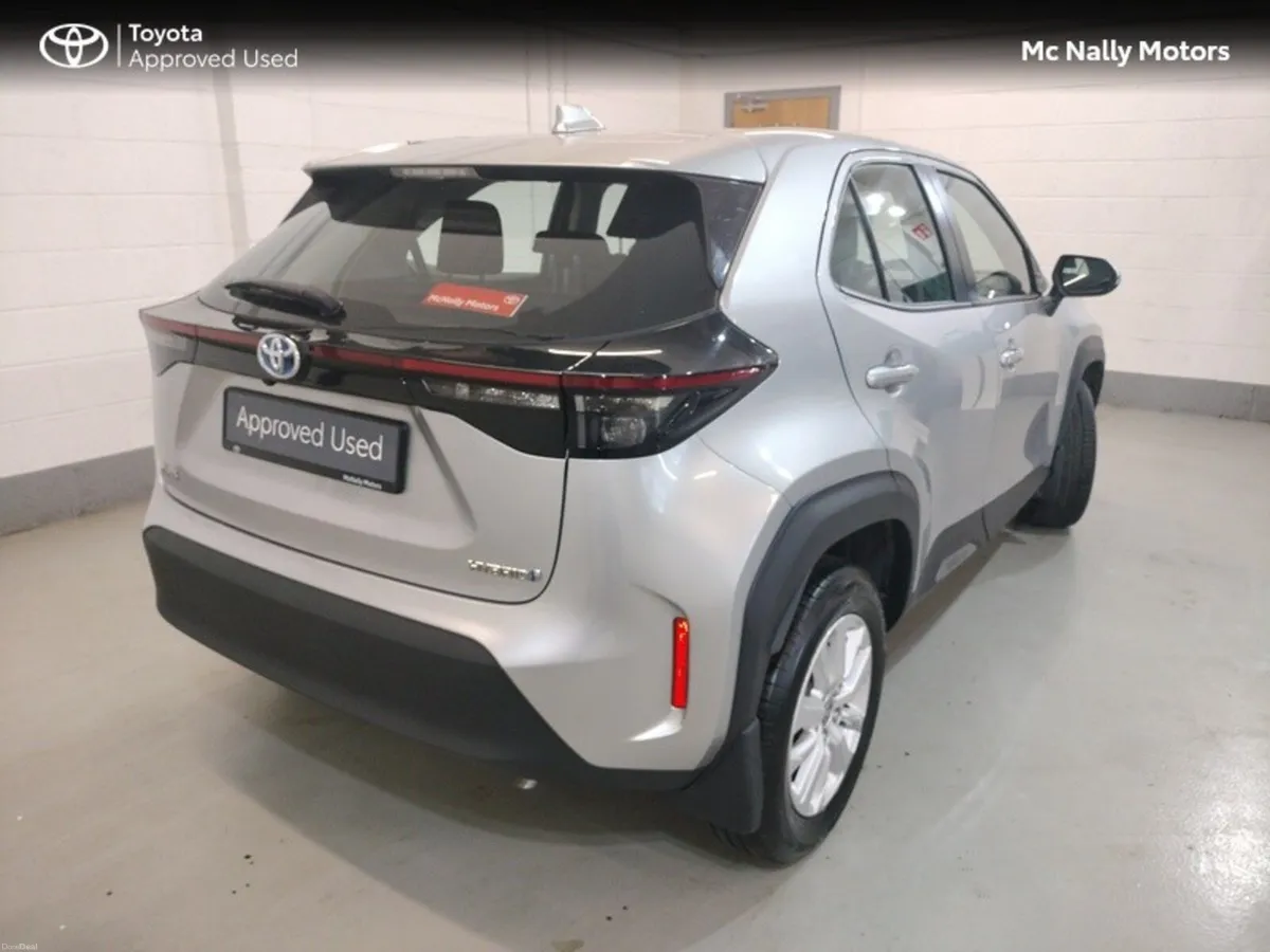 Toyota Yaris Cross LUNA 4DR HYBRID AUTO - Image 3