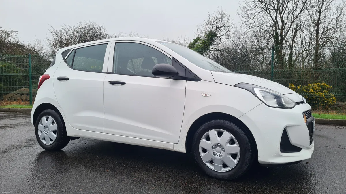 Hyundai i10 2018, i 10 Classic,NEW NCT, LOW MILES. - Image 1