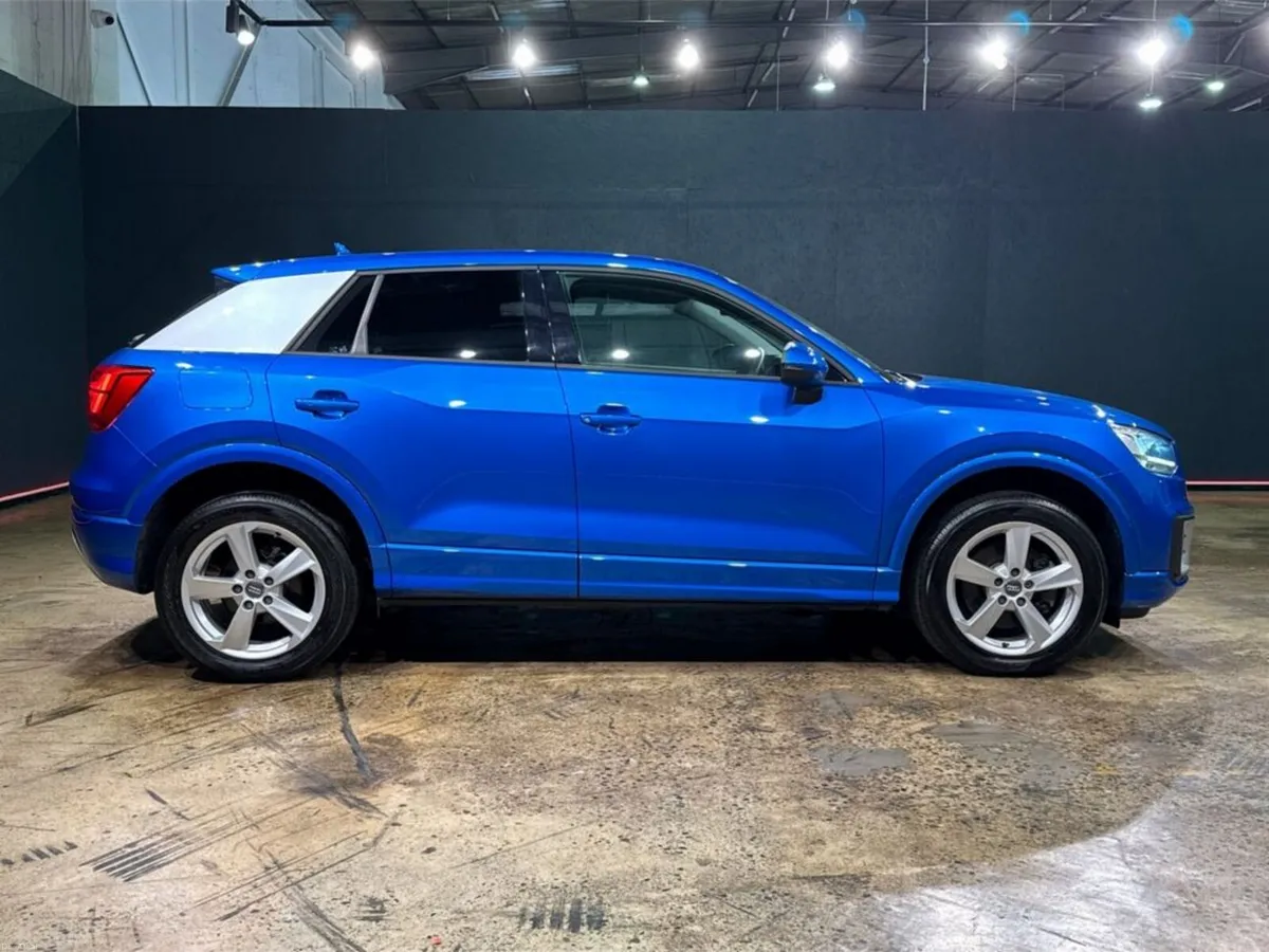 Audi Q2 AUTOMATIC 1.0 TFSI - HEATED SEATS - CRUISE - Image 3