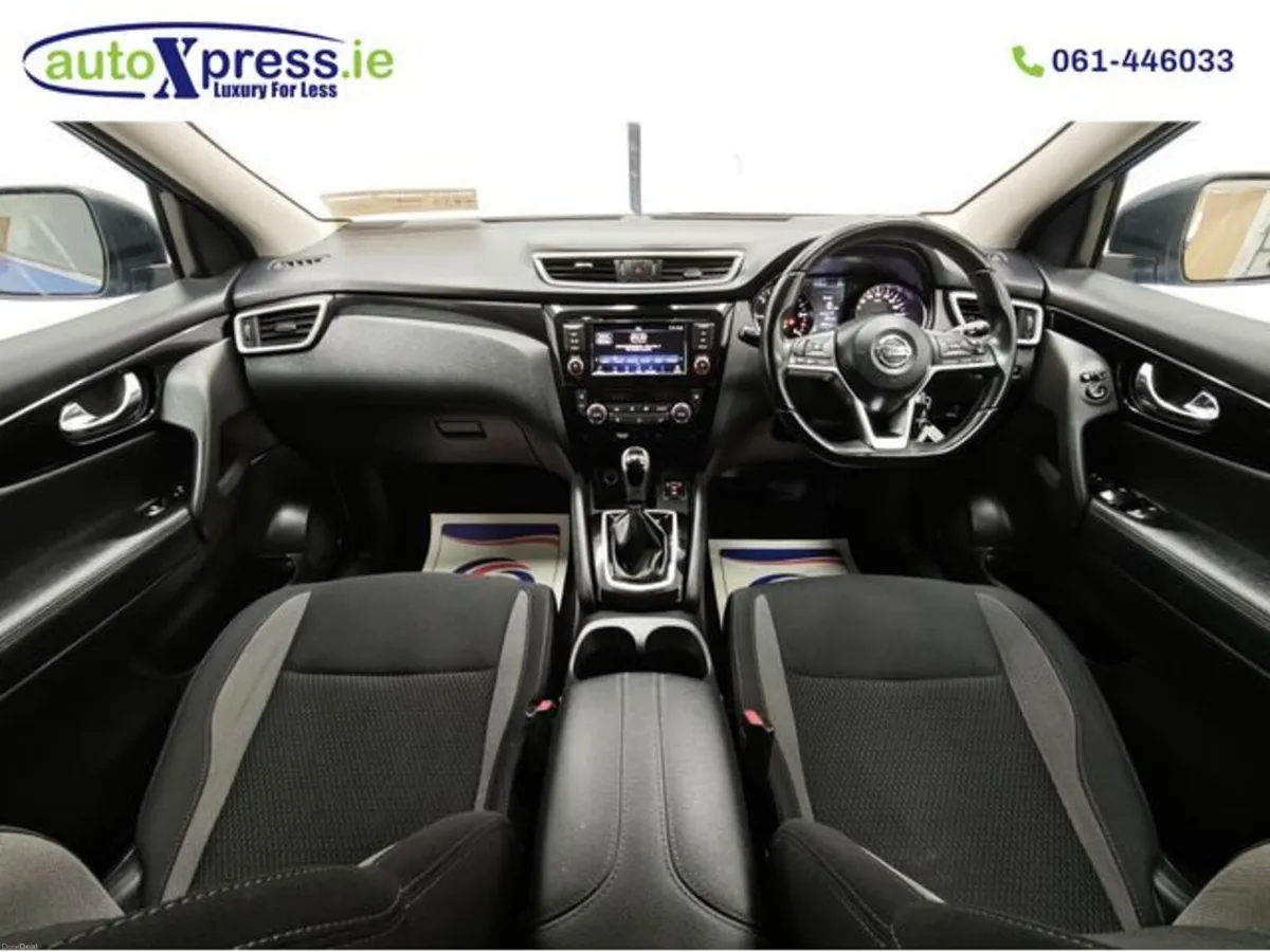 Nissan Qashqai 1.5 DSL SV DCT Automatic, Reversing - Image 2