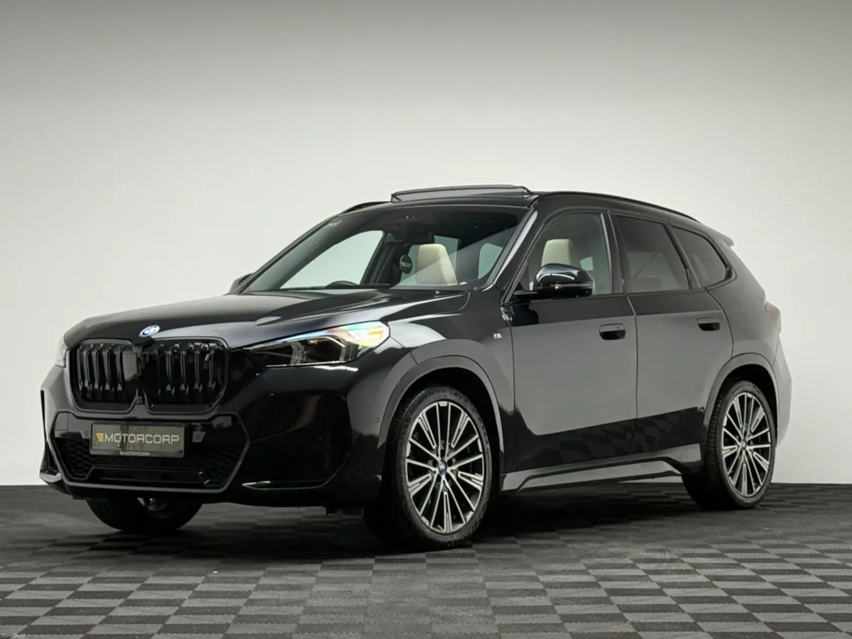 BMW iX1 30 M SPORT XDRIVE *PAN ROOF* - Image 3