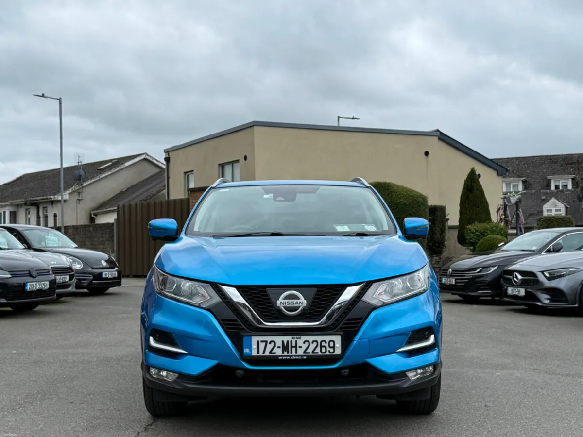 Nissan Qashqai 1.5 DCI N-CONNECTA *HIGH SPEC* - Image 2