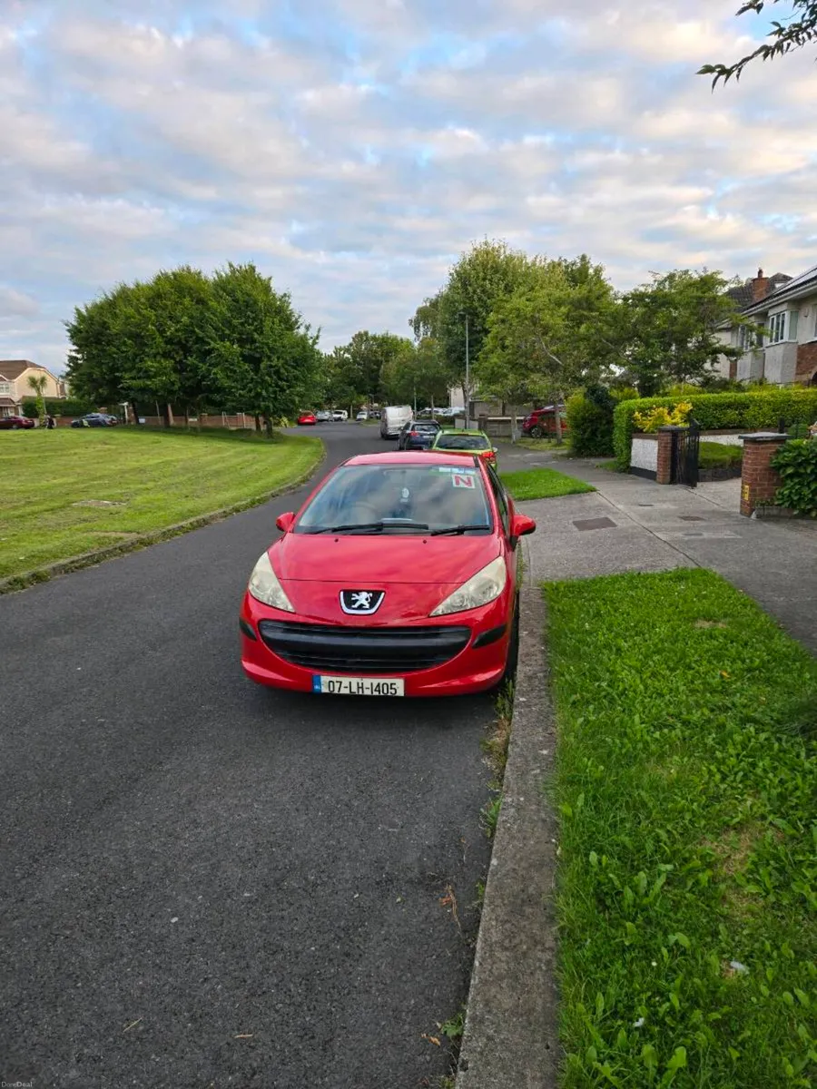 PEUGEOT 207 1.4 DIESEL - Image 4