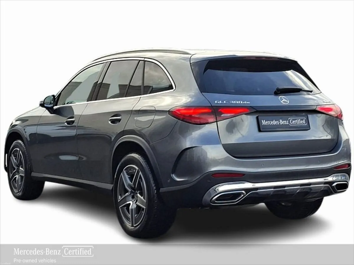 Mercedes-Benz GLC GLC300de 4MATIC AMG Line - Image 4