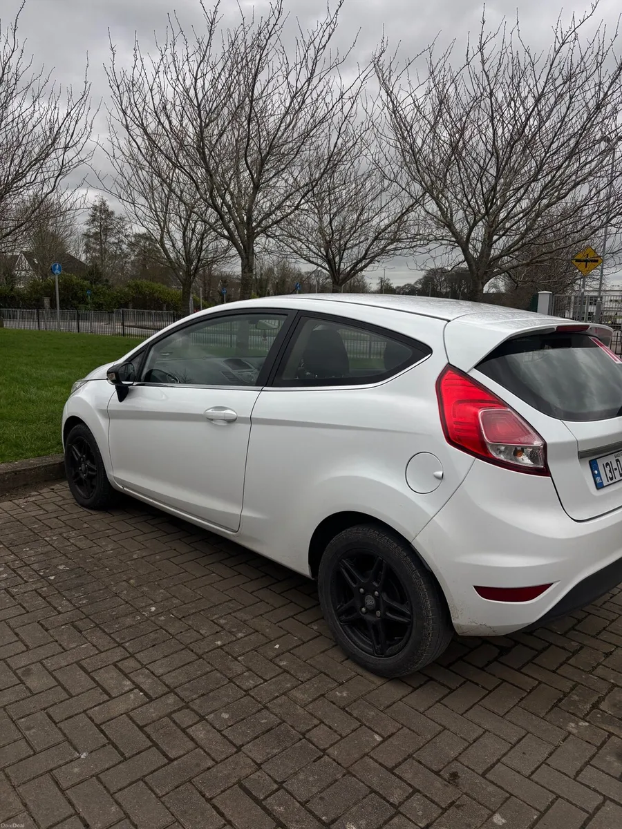 2013 Ford fiesta 1.0 - Image 1