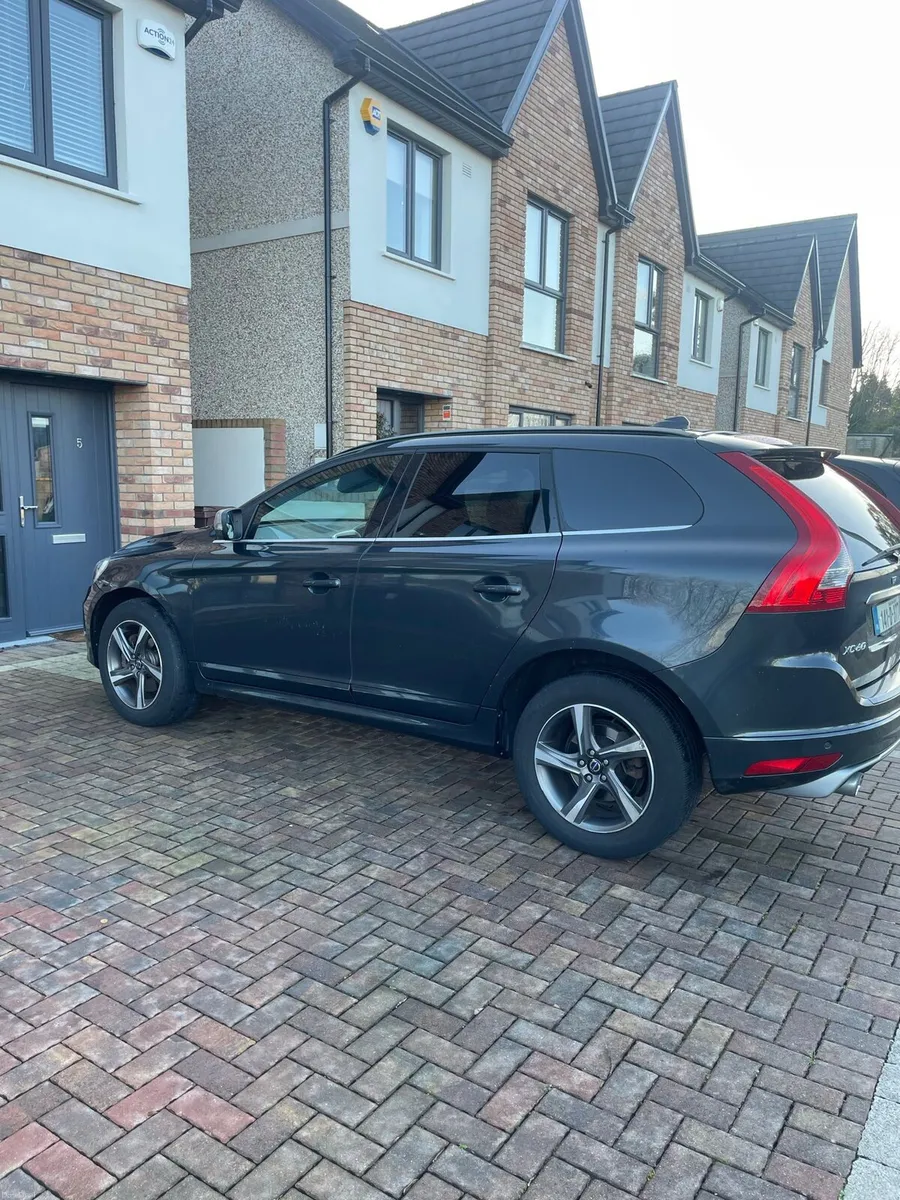 Volvo XC60 - Image 3