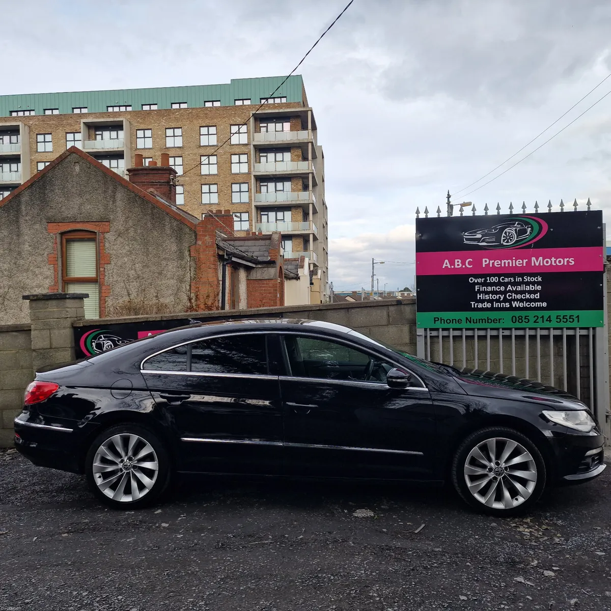 Volkswagen Passat 2009 Full service history - Image 3