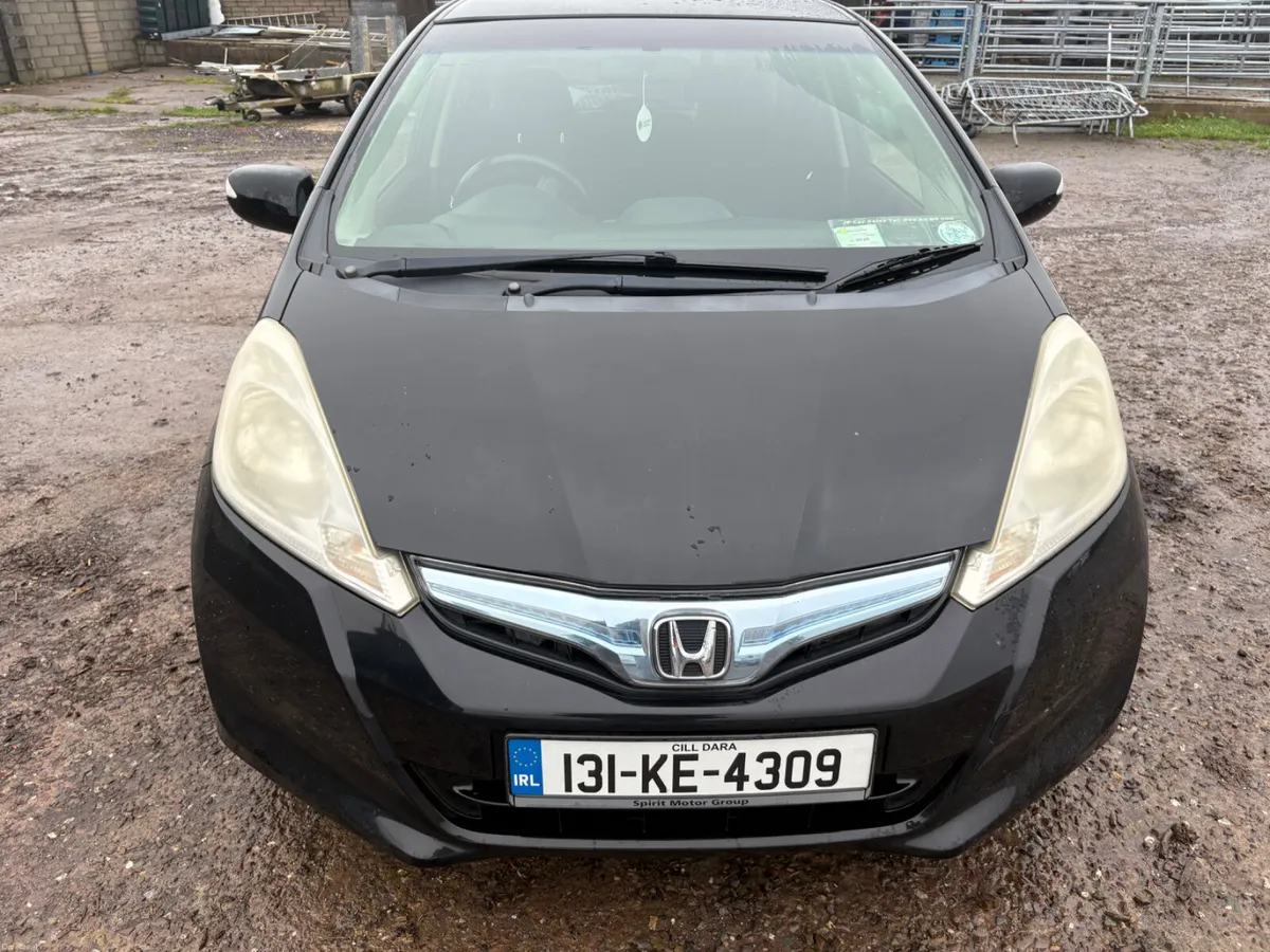 Honda Fit Automatic - Image 1