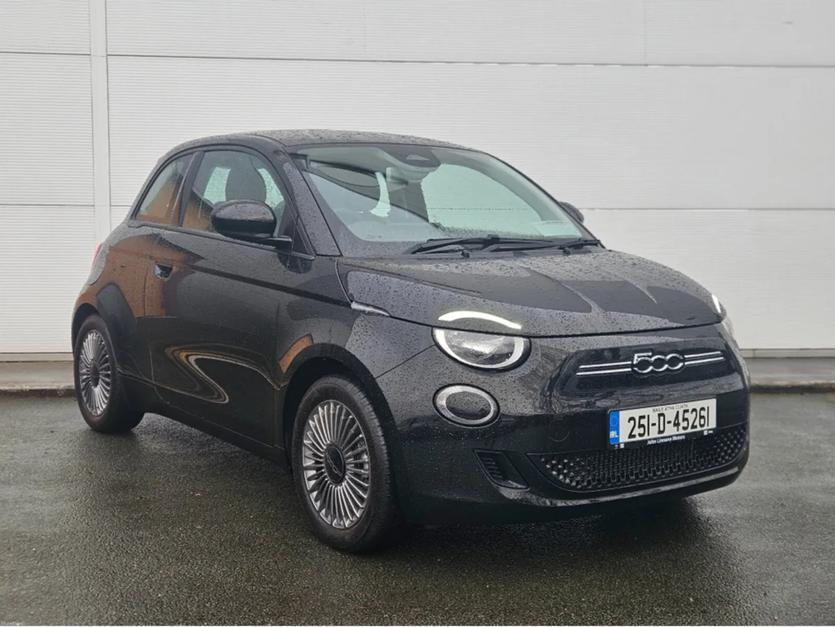 Fiat 500e ICON 42KWH 3DR AUTO - Image 1