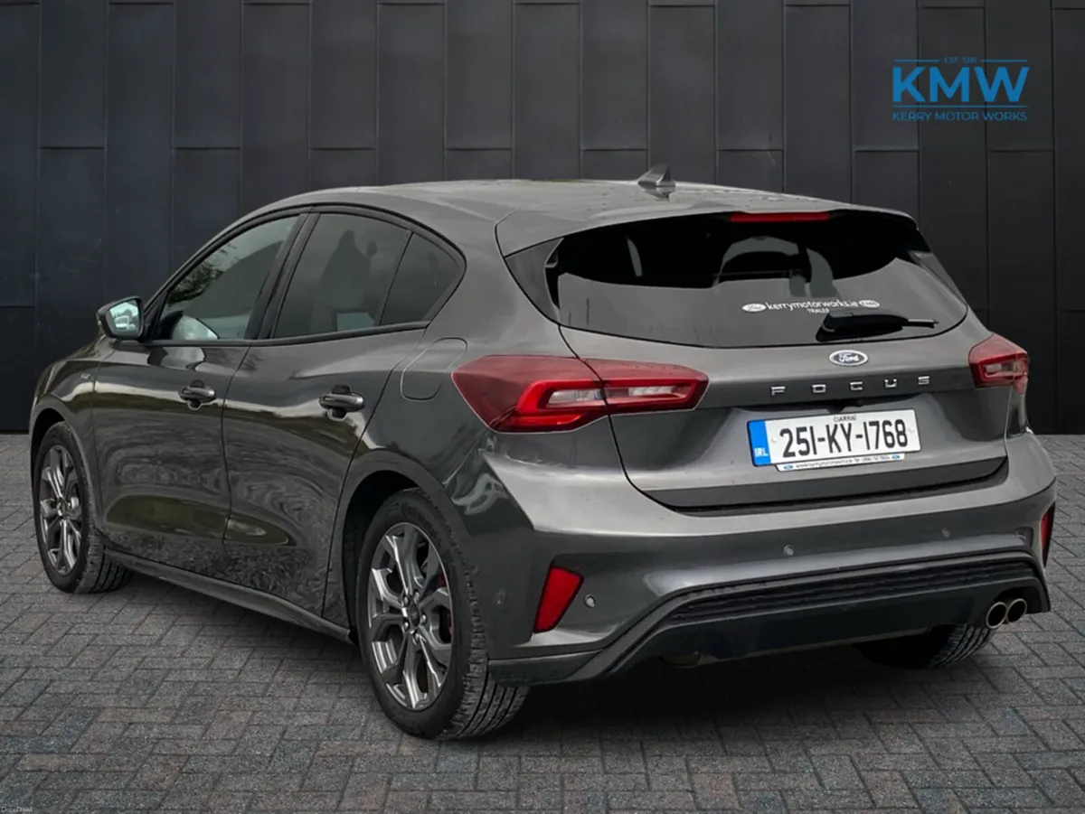 Ford Focus ST-Line MHEV 155BHP Automatic - Image 4