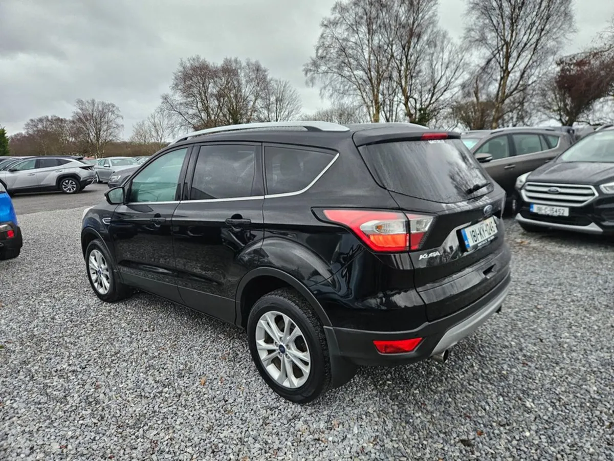 Ford Kuga Titanium 1.5 TDCI 120PS FWD 4D - Image 2