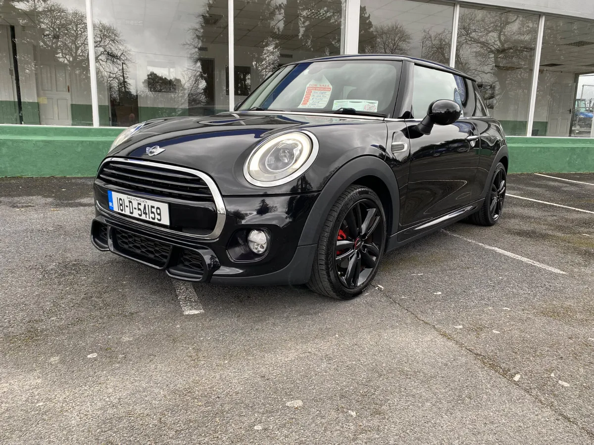 Mini Cooper 2018 - Image 1