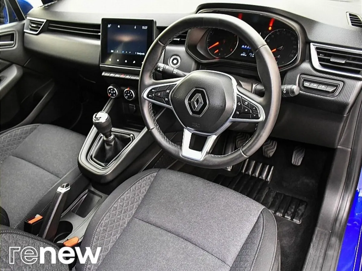 Renault Clio V Iconic TCe 90 Model ECC - Image 6