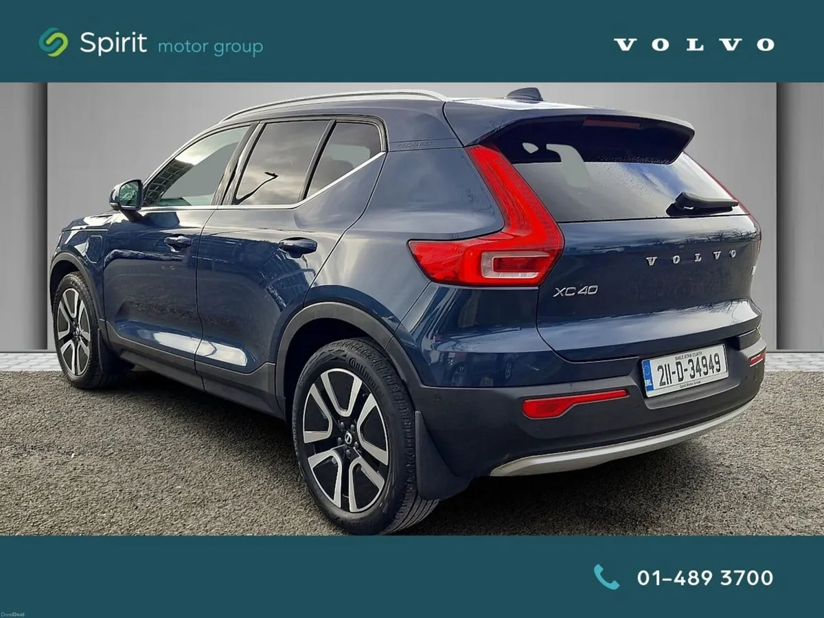 Volvo XC40 PHEV T5 (262hp) Inscription Pro, Leathe - Image 2