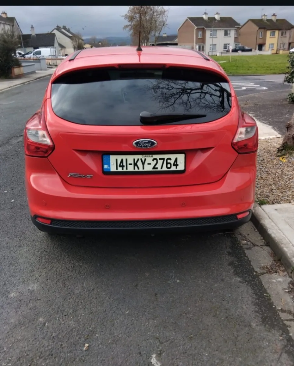  Ford Focus 1.6 TDCI Zetec Navigator 115PS 5DR, 20 - Image 2