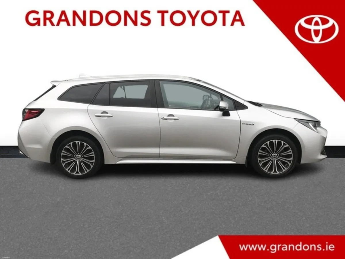 Toyota Corolla HYBRID SOL ESTATE - GRANDONS - Image 3