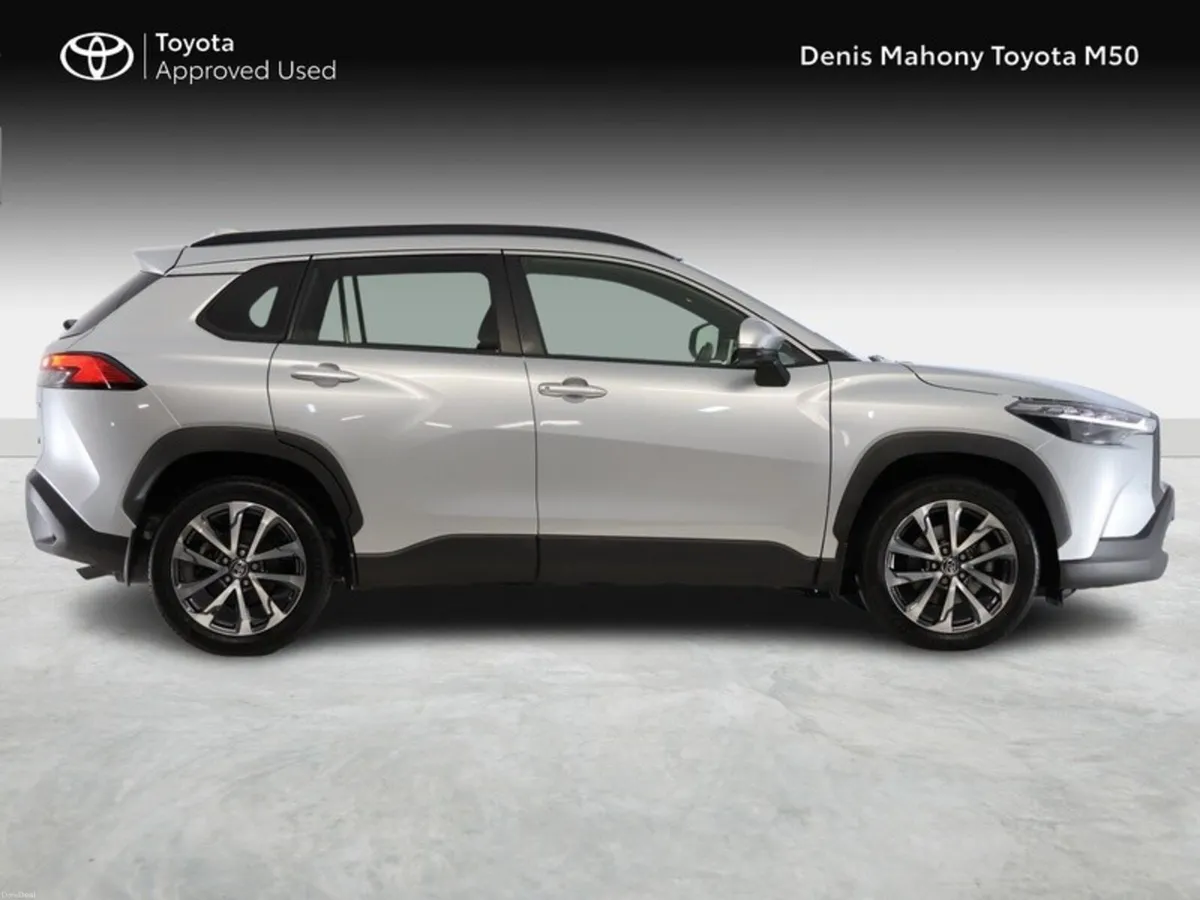 Toyota Corolla Cross Sol Hybrid - Image 3
